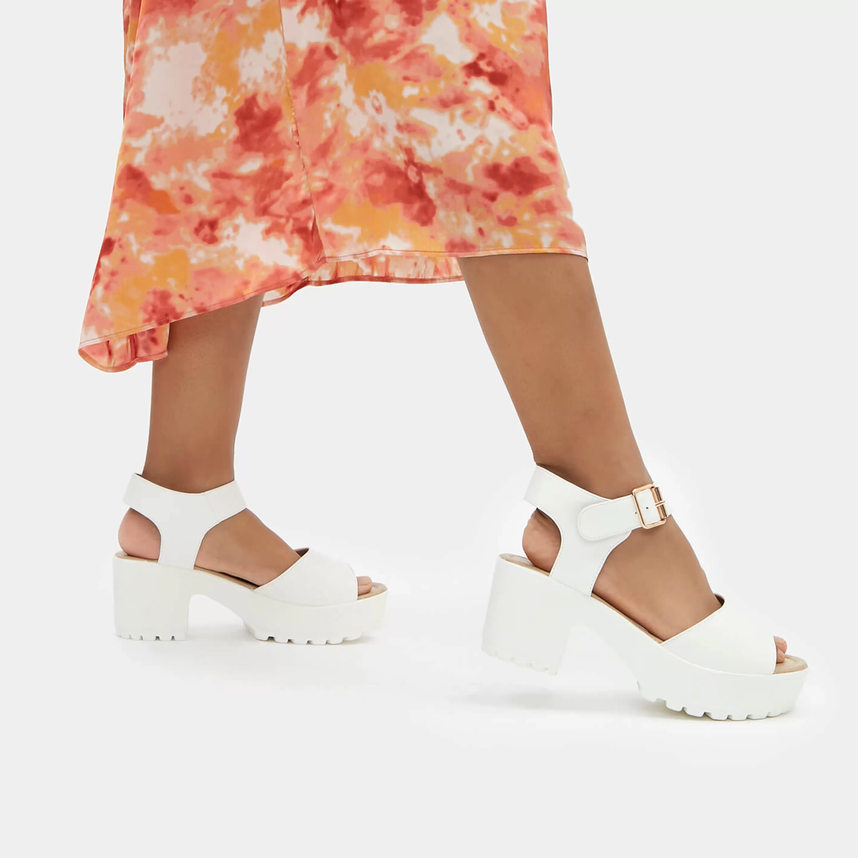 Kawaii Shoes | Platform Heels>KOI footwear LOR Chunky Sandals White